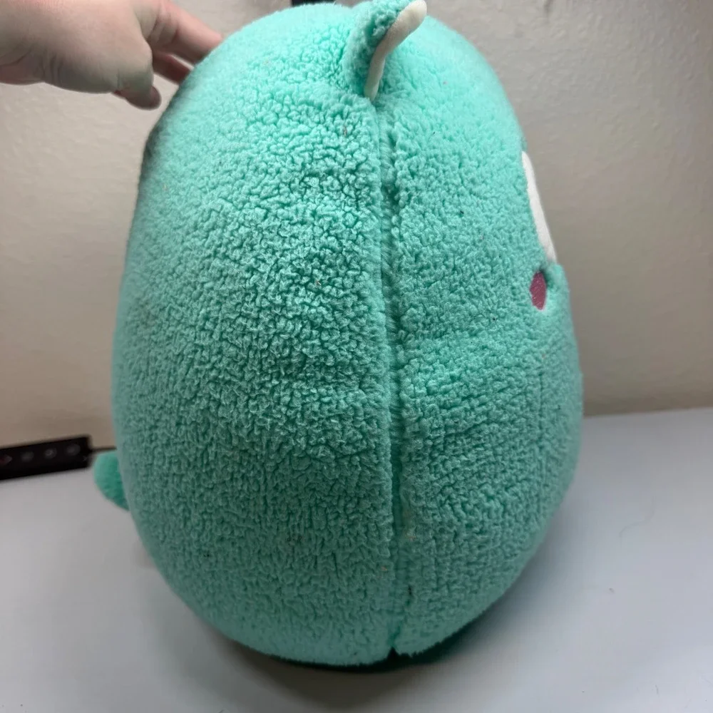 Squishmallows flaw stains